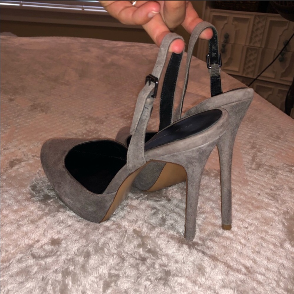 Tahari heels